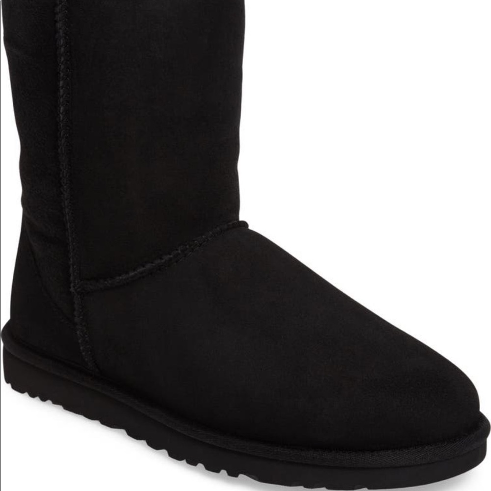 Uggs Classic Short Boot